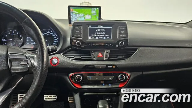 Hyundai i30 2017 thumb 4