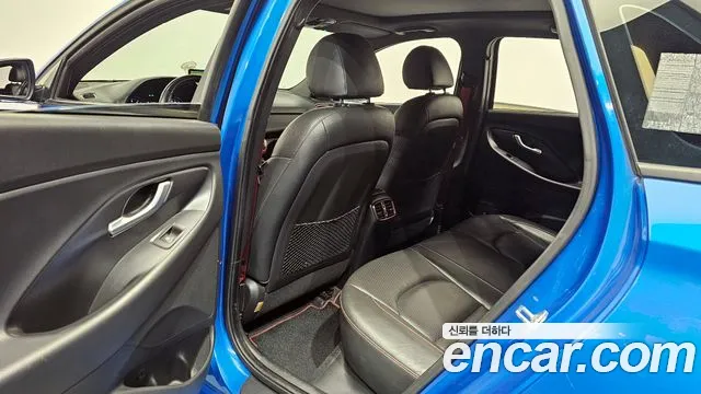 Hyundai i30 2017 thumb 11