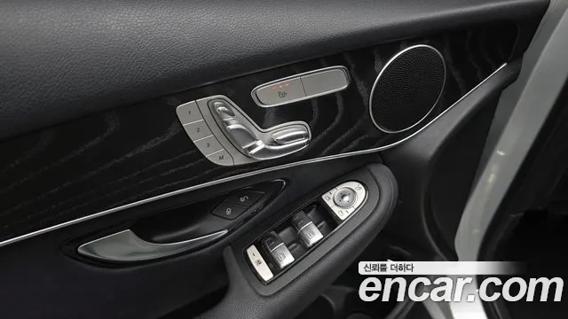 Mercedes-Benz GLC 2019 thumb 5