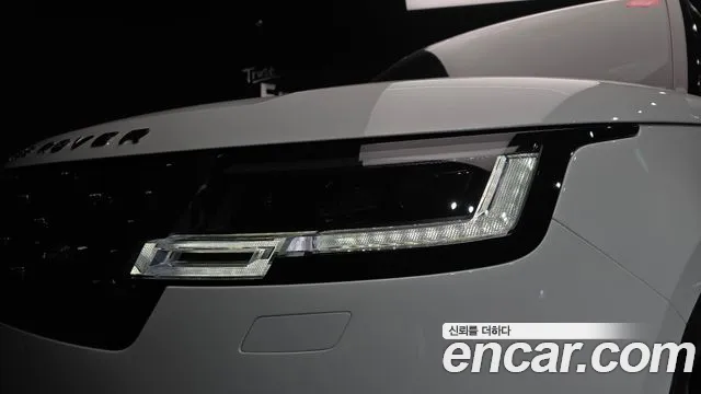 Land Rover Range Rover 2025 thumb 10