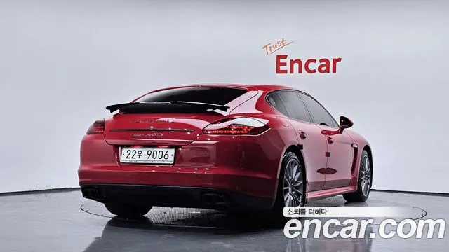 Porsche Panamera 2013 thumb 5