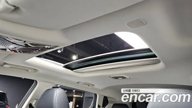 KGM Rexton 2022 thumb 2