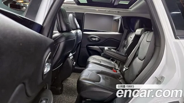 Jeep Cherokee 2021 thumb 3