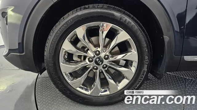 Kia Sorento 2019 thumb 2