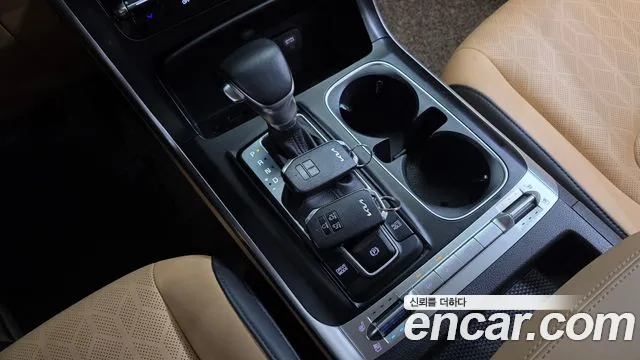 Kia Carnival 2023 thumb 6