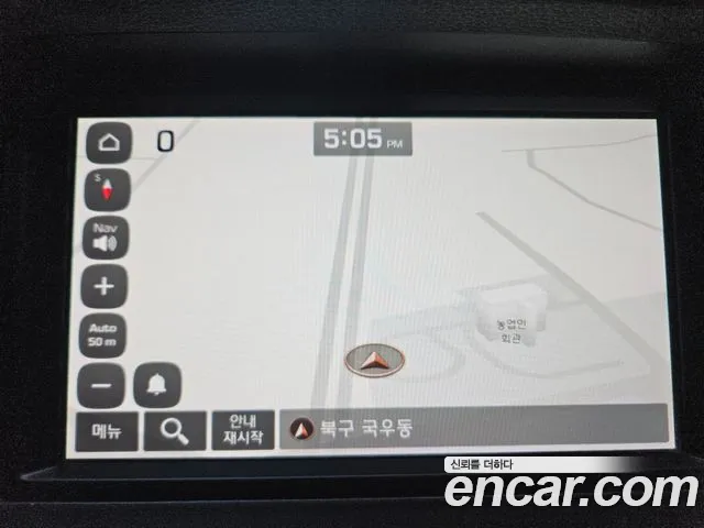 Genesis G80 2019 thumb 12