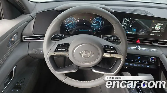 Hyundai Elantra 2026 thumb 7
