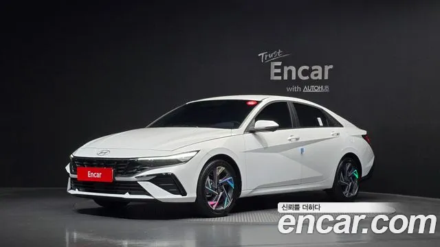 Hyundai Elantra 2026 thumb 5