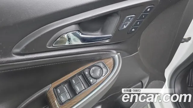Chevrolet Malibu 2016 thumb 2