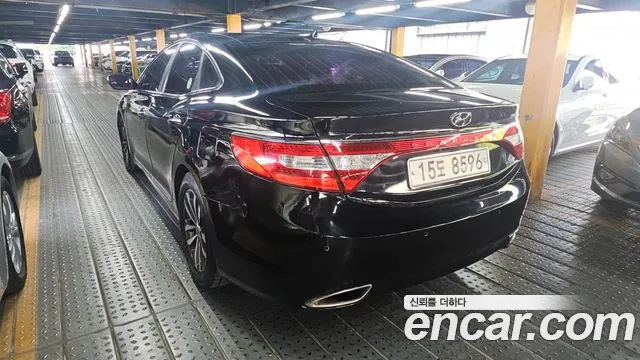Hyundai Grandeur 2011 thumb 4