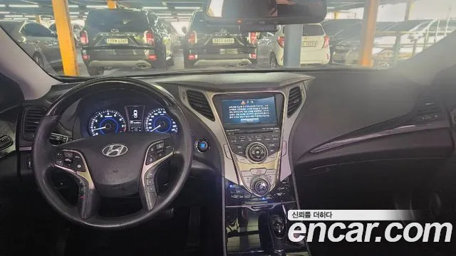 Hyundai Grandeur 2011 thumb 10