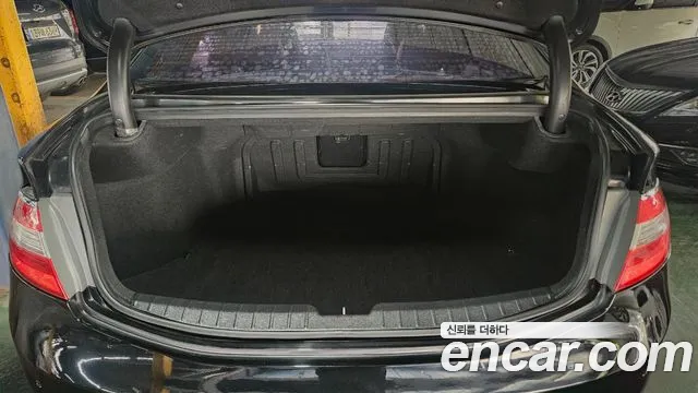 Hyundai Grandeur 2011 thumb 3