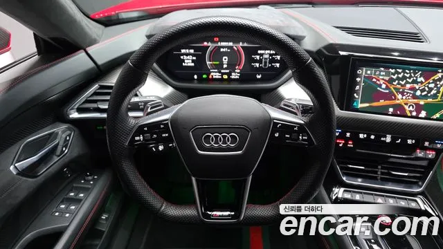 Audi RS e-tron GT 2022 thumb 10