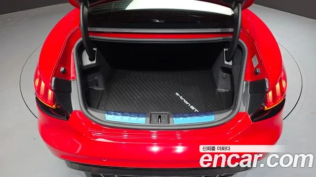Audi RS e-tron GT 2022 thumb 8