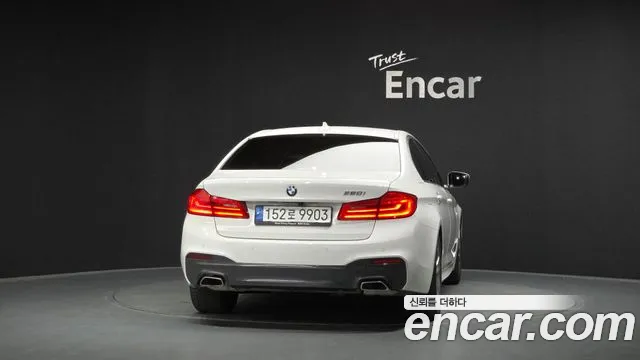 BMW 5 серии 2020 thumb 11