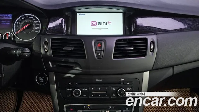 Renault SM5 2016 thumb 9