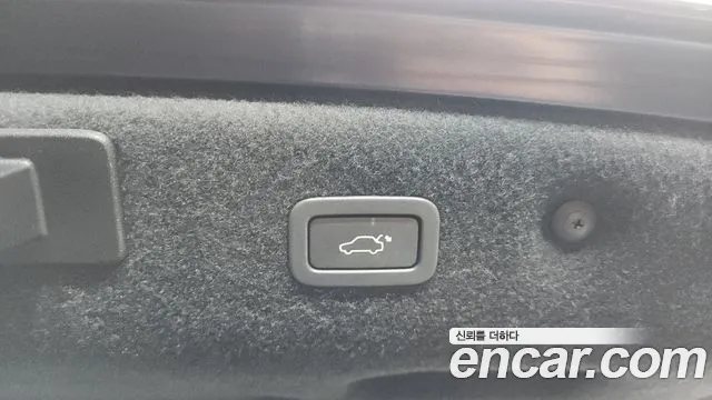 Jaguar XF 2016 thumb 5