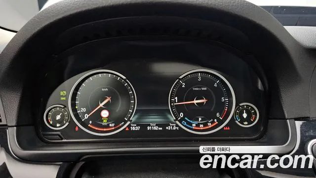 BMW 5 серии 2016 thumb 2