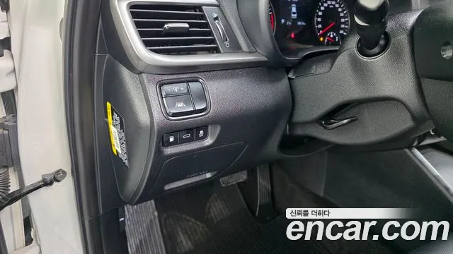 Kia K5 2019 thumb 4