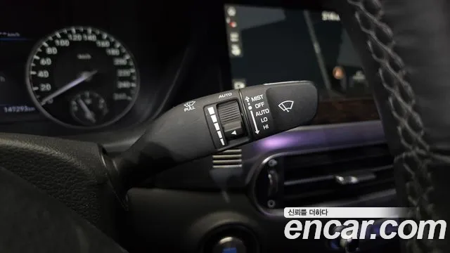 Genesis G90 2019 thumb 5