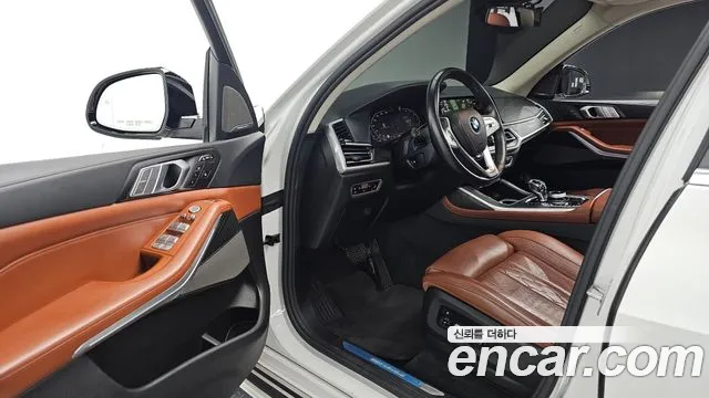 BMW X7 2021 thumb 11