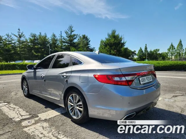 Hyundai Grandeur 2015 thumb 2