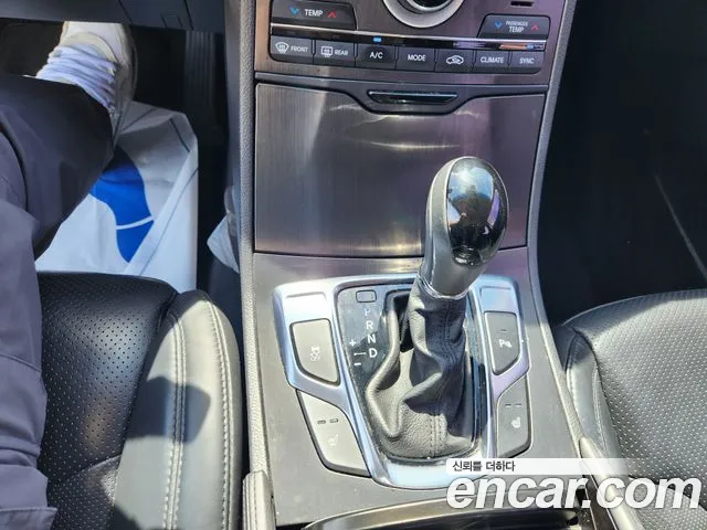 Hyundai Grandeur 2015 thumb 9