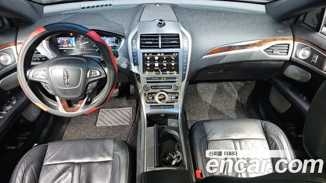 Lincoln MKZ 2017 thumb 10