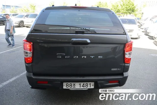 KGM Rexton 2019 thumb 12