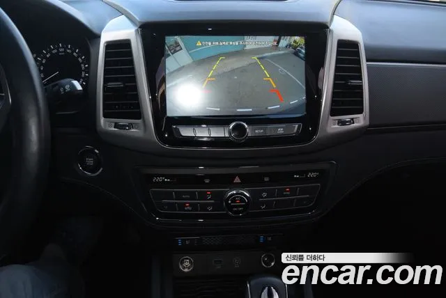 KGM Rexton 2019 thumb 5