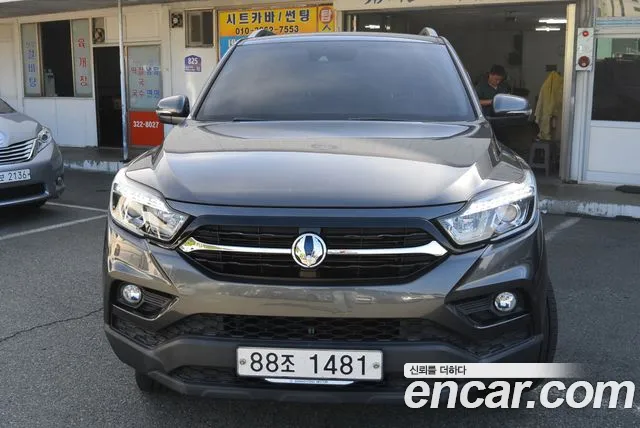 KGM Rexton 2019 thumb 9