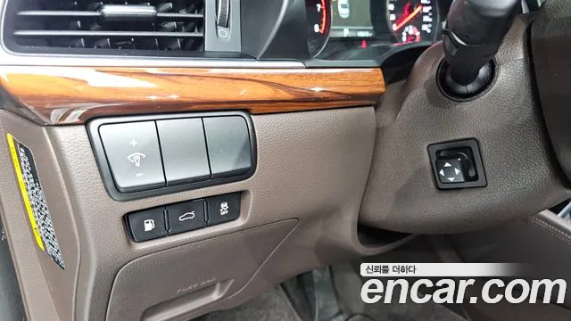 Kia K7 2017 thumb 6