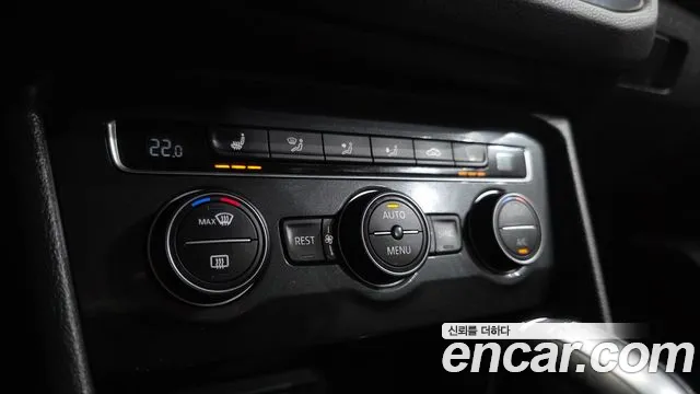 Volkswagen Tiguan 2018 thumb 11