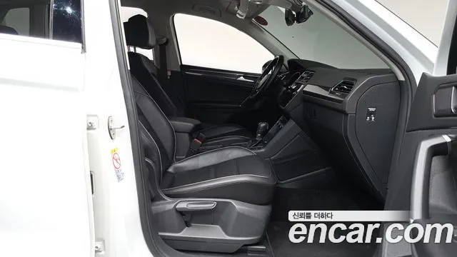 Volkswagen Tiguan 2018 thumb 10