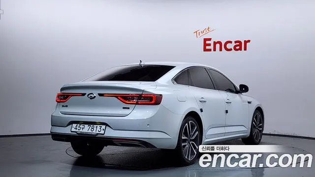 Renault SM6 2018 thumb 10