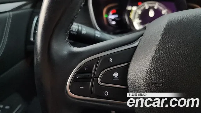 Renault SM6 2018 thumb 5