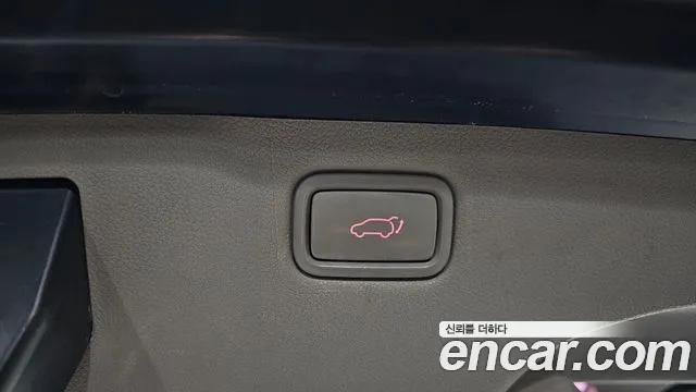 Kia Carnival 2015 thumb 9