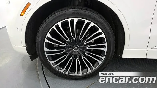 Lincoln Aviator 2023 thumb 12