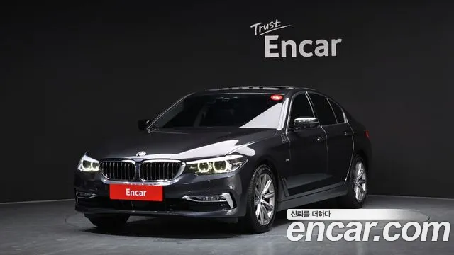BMW 5 серии 2018 thumb 12