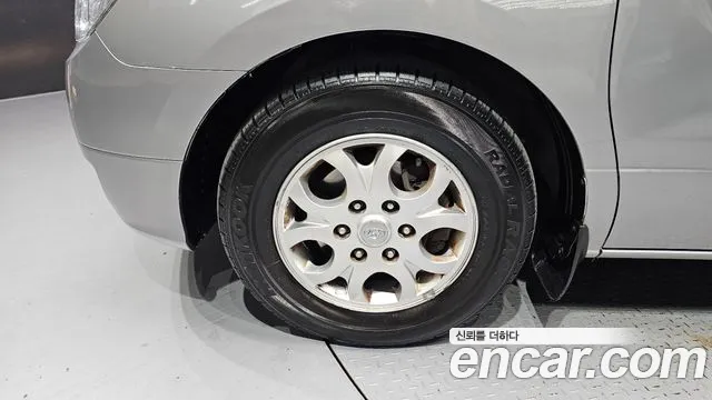 Hyundai Staria 2011 thumb 8