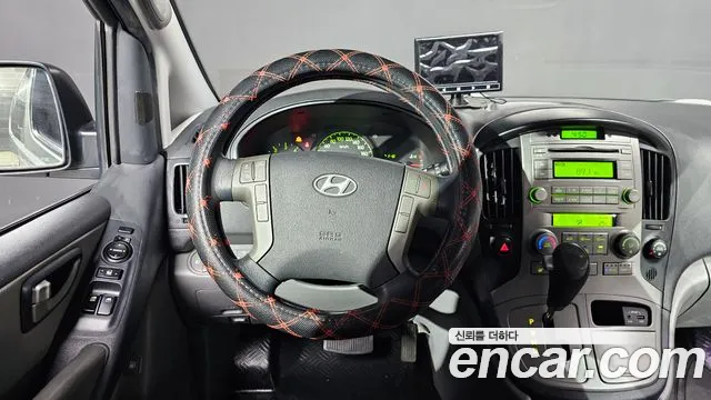Hyundai Staria 2011 thumb 11