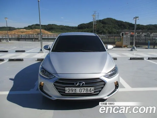 Hyundai AD 2016 thumb 7