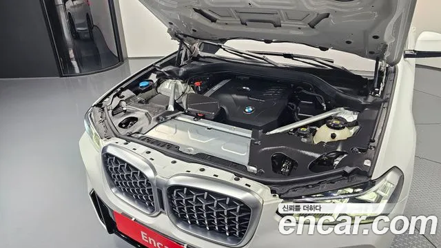 BMW X4 2022 thumb 4