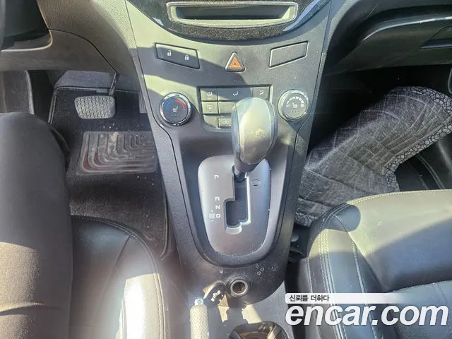 Chevrolet Orlando 2014 thumb 11