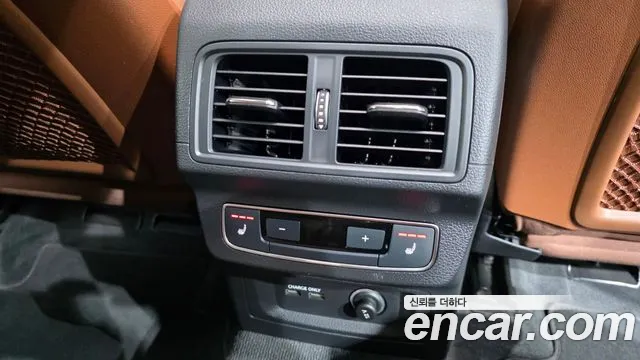 Audi Q5 2022 thumb 3