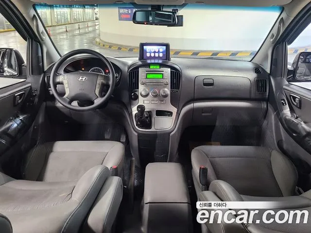 Hyundai Staria 2014 thumb 2