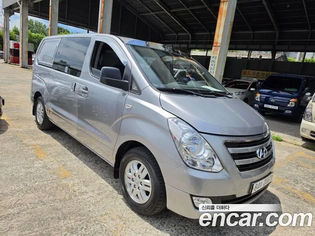 Hyundai Staria 2017 thumb 3