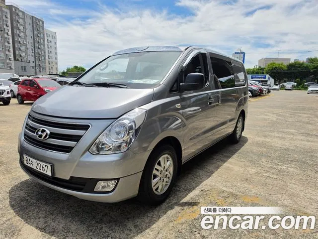 Hyundai Staria 2017 thumb 4