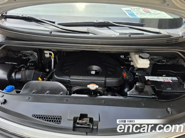 Hyundai Staria 2017 thumb 6