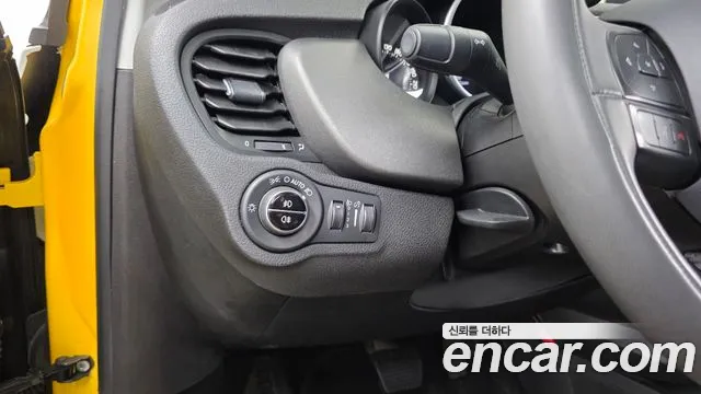 Fiat 500X 2016 thumb 12